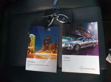 Mercedes-Benz C-Klasse 180 Avantgarde NAVI/TRHAAK/CRUISE/PDC/CLIMA