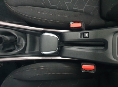 Peugeot 2008 1.2 PureTech Style PANO/NAVI/CLIMA/CRUISE/PDC