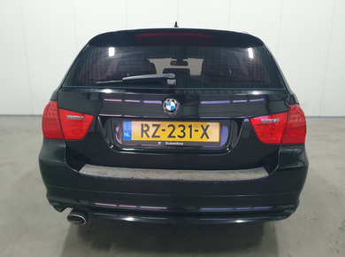 BMW 3 Serie Touring 320d ALLEEN EXPORT! NAVI/CRUISE/CLIMA/STOELVERW