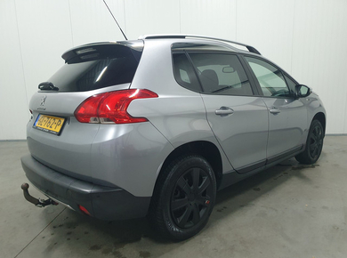 Peugeot 2008 1.2 PureTech Style PANO/NAVI/CLIMA/CRUISE/PDC