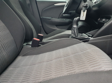 Opel Corsa 1.2 Edition PDC/CAMERA/NAVI/STOELVERW/CRUISE/AIRCO/LMV