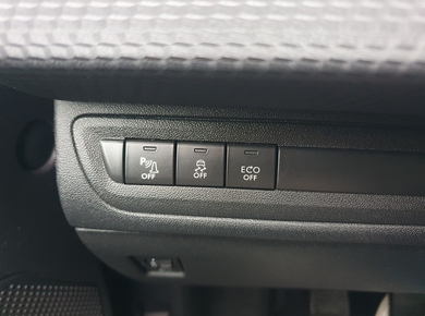 Peugeot 2008 1.2 PureTech Style PANO/NAVI/CLIMA/CRUISE/PDC