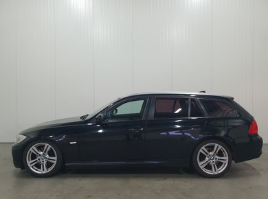 BMW 3 Serie Touring 320d ALLEEN EXPORT! NAVI/CRUISE/CLIMA/STOELVERW