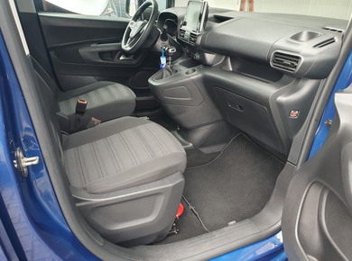 Opel Combo Tour 1.2 Turbo L1H1 Edition PDC/CARPLAY/AIRCO/CRUISE