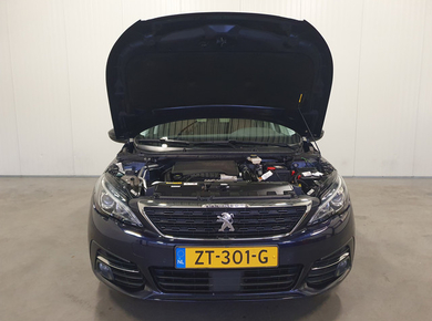 Peugeot 308 SW 1.2 PureTech Blue Lease Executive LEDER/PANO/NAVI/CRUISE/CLIMA
