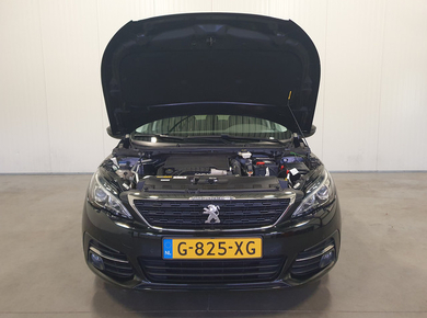 Peugeot 308 SW 1.2 PureTech Blue Lease Executive NAVI/PANO/PDC/CLIMA/LMV