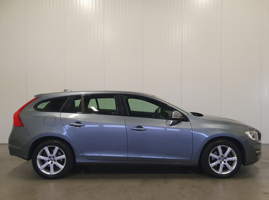 Volvo V60 2.0 T4 Polar+ NAVI/PDC/LEDER/CRUISE/CLIMA/LMV