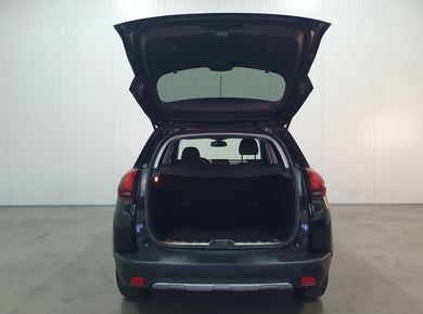 Peugeot 2008 1.2 PureTech Allure NAVI/CARPLAY/CRUISE/