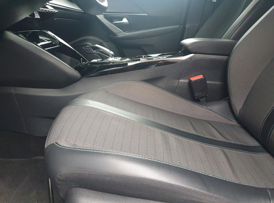 Peugeot 2008 1.2 PureTech Blue Lease Allure NAVI/TRHAAK/CRUISE/CAMERA/PDC