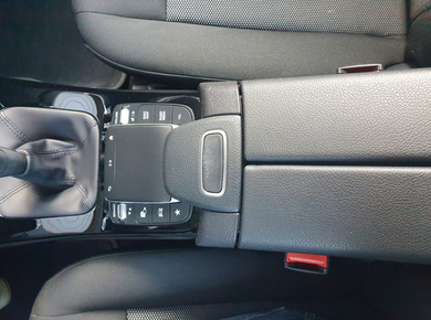 Mercedes-Benz A-Klasse 160 Business Solution DIG.COCKPIT/NAVI/PDC/LED/LMV