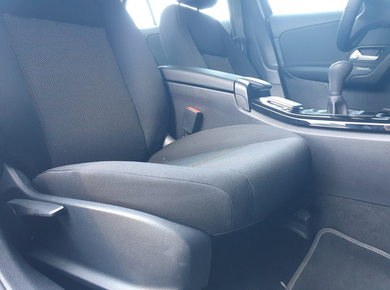 Mercedes-Benz A-Klasse 160 Business Solution DIG.COCKPIT/NAVI/PDC/LED/LMV