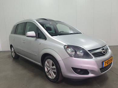 Opel Zafira 1.8 Cosmo PANO/CRUISE/AIRCO/LMV/7PERS