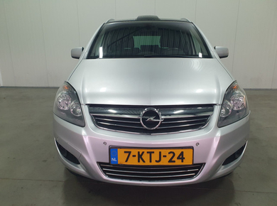Opel Zafira 1.8 Cosmo PANO/CRUISE/AIRCO/LMV/7PERS