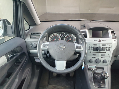 Opel Zafira 1.8 Cosmo PANO/CRUISE/AIRCO/LMV/7PERS