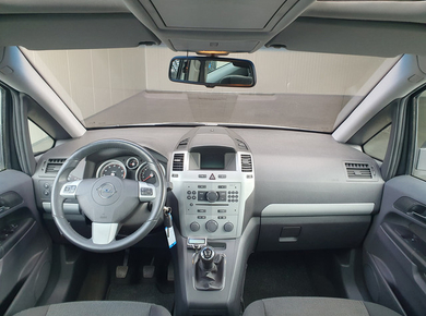 Opel Zafira 1.8 Cosmo PANO/CRUISE/AIRCO/LMV/7PERS