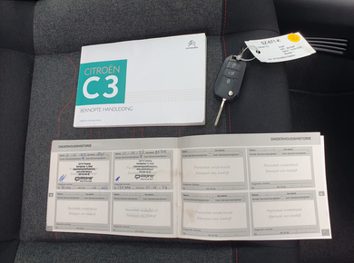 Citroën C3 1.2 PureTech Shine PANO/CAMERA/NAVI/CRUISE/AIRCO/LMV