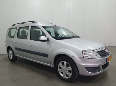 Dacia Logan MCV 1.6-16V Blackline AIRCO/TR.HAAK/LMV