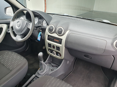 Dacia Logan MCV 1.6-16V Blackline AIRCO/TR.HAAK/LMV