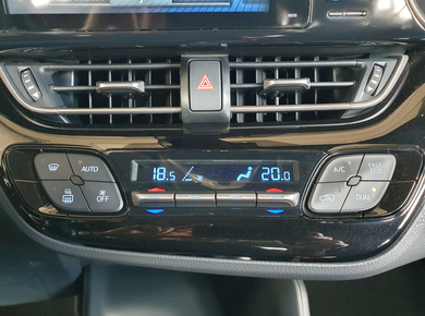 Toyota C-HR 1.8 Hybrid Active CLIMA/CAMERA/CRUISE/LMV