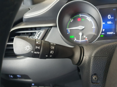 Toyota C-HR 1.8 Hybrid Active CLIMA/CAMERA/CRUISE/LMV