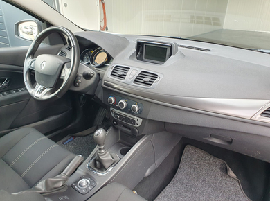 Renault Mégane 1.5 dCi Expression S&S NAVI/AIRCO/CRUISE
