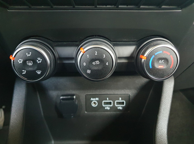 Renault Clio 1.0 TCe Zen NAVI/LED/CRUISE/AIRCO/LMV