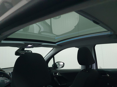 Peugeot 208 1.2 VTi Allure PANO/NAVI/PDC/CRUISE/AIRCO/LMV