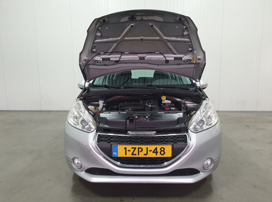Peugeot 208 1.2 VTi Allure PANO/NAVI/PDC/CRUISE/AIRCO/LMV