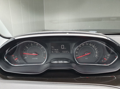 Peugeot 208 1.2 VTi Allure PANO/NAVI/PDC/CRUISE/AIRCO/LMV