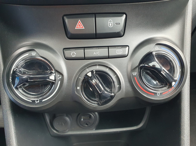 Peugeot 208 1.2 VTi Allure PANO/NAVI/PDC/CRUISE/AIRCO/LMV