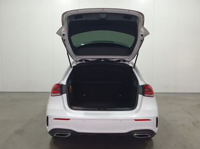 Mercedes-Benz A-Klasse 180 Business Solution AMG CAMERA/PDC/NAVI/CRUISE/AIRCO/LMV