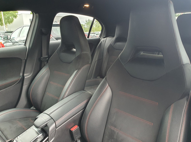 Mercedes-Benz A-Klasse 180 Business Solution AMG CAMERA/PDC/NAVI/CRUISE/AIRCO/LMV