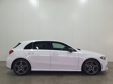 Mercedes-Benz A-Klasse 180 Business Solution AMG CAMERA/PDC/NAVI/CRUISE/AIRCO/LMV