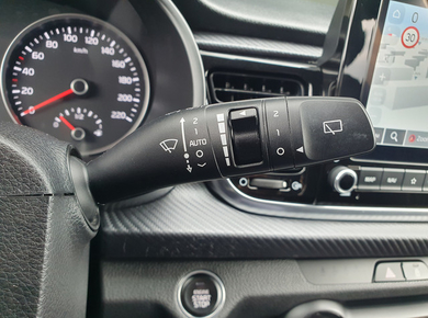 Kia Rio GT Line NAVI/CRUISE/PDC/SIDE-SKIRTS/LMV