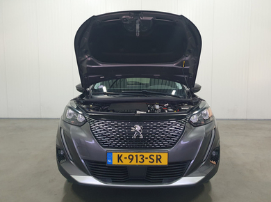 Peugeot 2008 1.2 PureTech Blue Lease Allure PDC/NAVI/CARPLAY/CLIMA/LMV