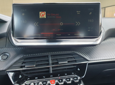 Peugeot 2008 1.2 PureTech Blue Lease Allure PDC/NAVI/CARPLAY/CLIMA/LMV