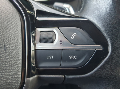 Peugeot 2008 1.2 PureTech Blue Lease Allure PDC/NAVI/CARPLAY/CLIMA/LMV