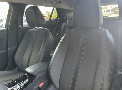Peugeot 2008 1.2 PureTech Blue Lease Allure PDC/NAVI/CARPLAY/CLIMA/LMV