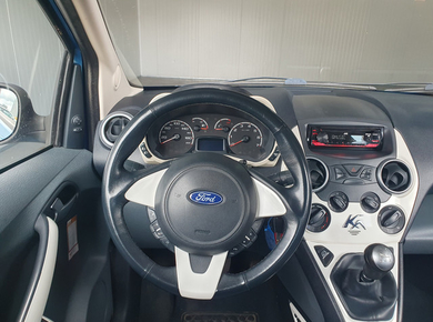 Ford Ka 1.2 Titanium X AIRCO/PDC/LMV