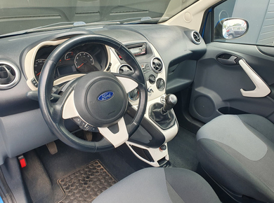 Ford Ka 1.2 Titanium X AIRCO/PDC/LMV