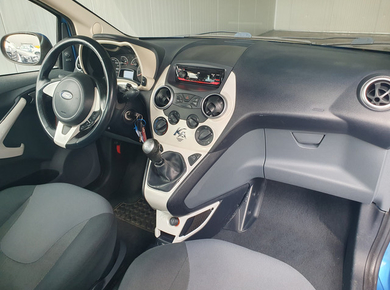 Ford Ka 1.2 Titanium X AIRCO/PDC/LMV