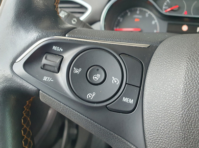 Opel Crossland X 1.2 Turbo Innovation TREKH./PDC/CARPLAY/NAVI/CRUISE/CLIMA