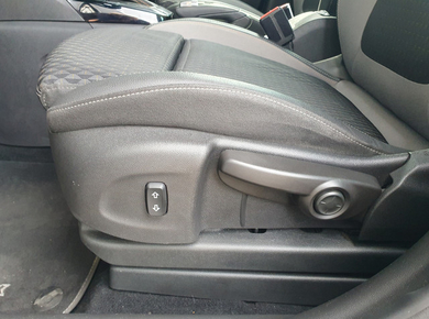 Opel Crossland X 1.2 Turbo Innovation TREKH./PDC/CARPLAY/NAVI/CRUISE/CLIMA