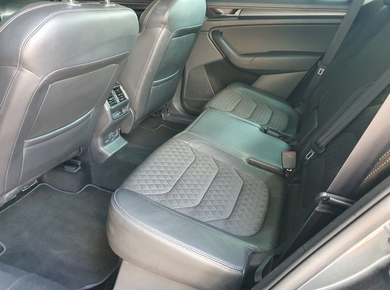 Škoda Kodiaq 1.5 TSI Business Edition PDC/TREKH./CARPLAY/NAVI/CRUISE/AIRCO/LMV