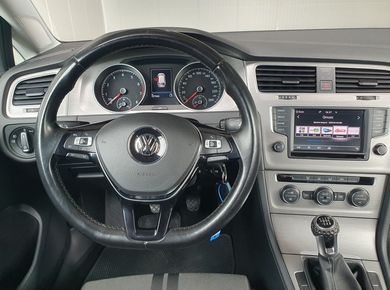 Volkswagen GOLF Variant 1.0 TSI Connected Series PDC/TREKH./AIRCO/CRUISE/LMV