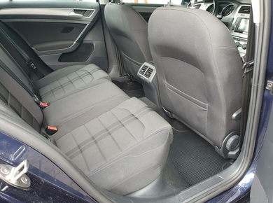 Volkswagen GOLF Variant 1.0 TSI Connected Series PDC/TREKH./AIRCO/CRUISE/LMV