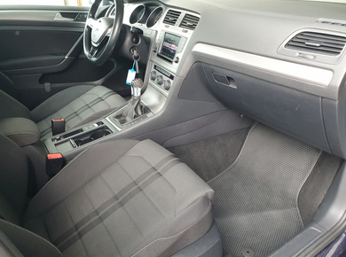 Volkswagen GOLF Variant 1.0 TSI Connected Series PDC/TREKH./AIRCO/CRUISE/LMV
