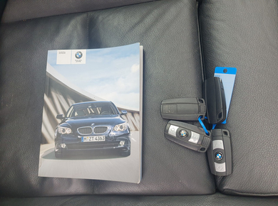BMW 5 Serie Touring 525xi Business Line Edition II M-PAKKET/PANO/NAVI/TRHAAK/CLIMA/LMV