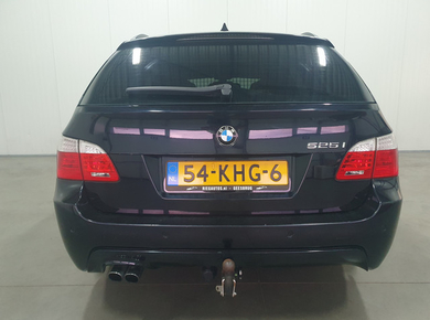BMW 5 Serie Touring 525xi Business Line Edition II M-PAKKET/PANO/NAVI/TRHAAK/CLIMA/LMV