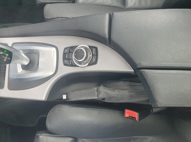 BMW 5 Serie Touring 525xi Business Line Edition II M-PAKKET/PANO/NAVI/TRHAAK/CLIMA/LMV